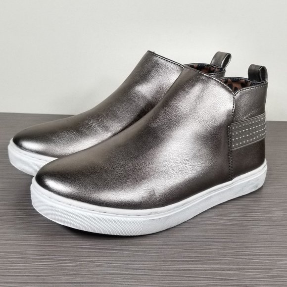 Steve Madden Crusin' Metallic Platform Sneaker, Platinum, Big Kid Size 5 M 8-12 - Picture 3 of 8